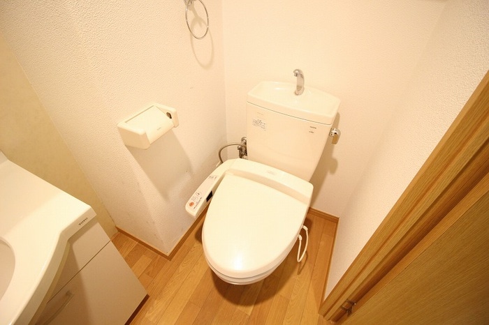 トイレ プレステ－ジ　デル・エアポ－ト