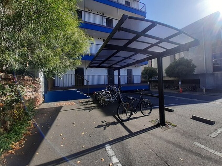 駐輪場 パ－クサイドハイツ