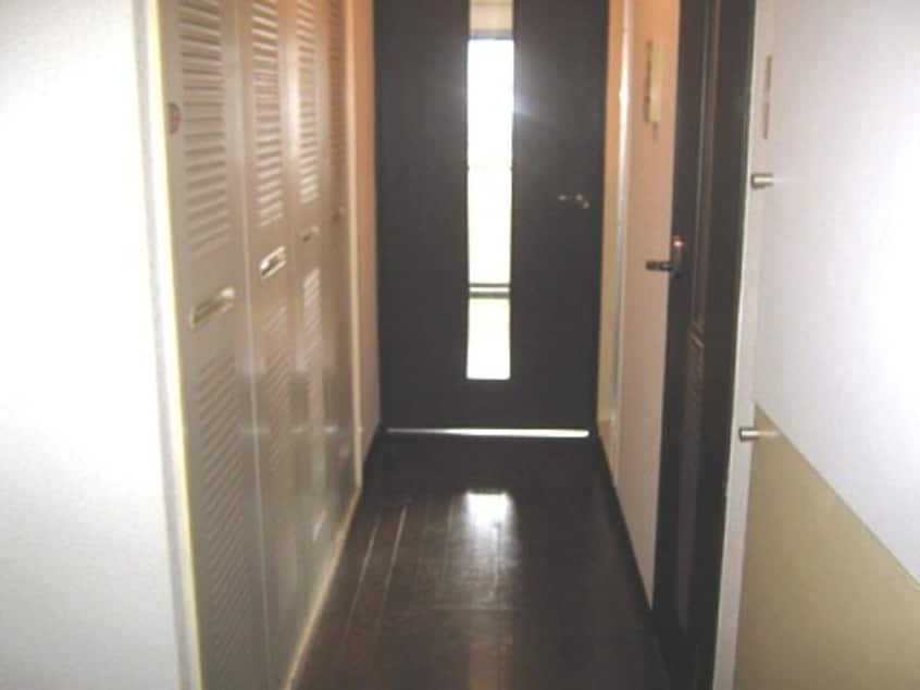 廊下 ギャラン黒崎