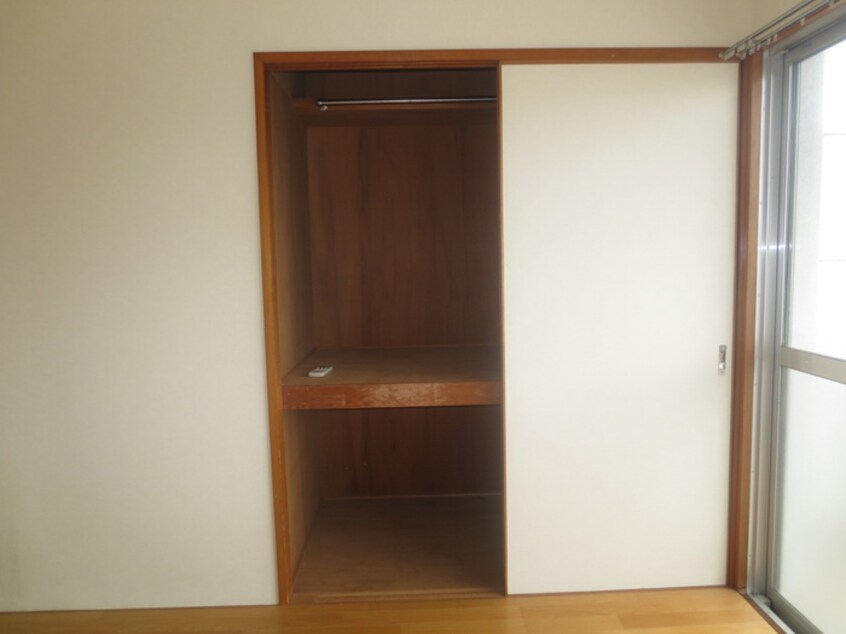 収納 シャトレ永犬丸