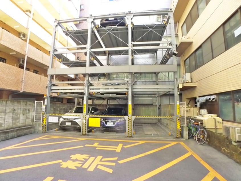 駐車場 エルシオン平之町