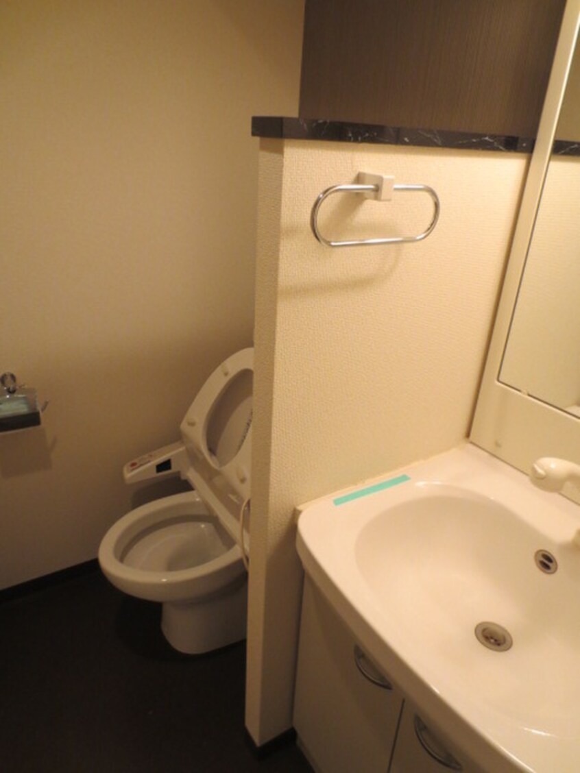 トイレ Ｌａ　Ｆａｓｅ　箱崎(802)
