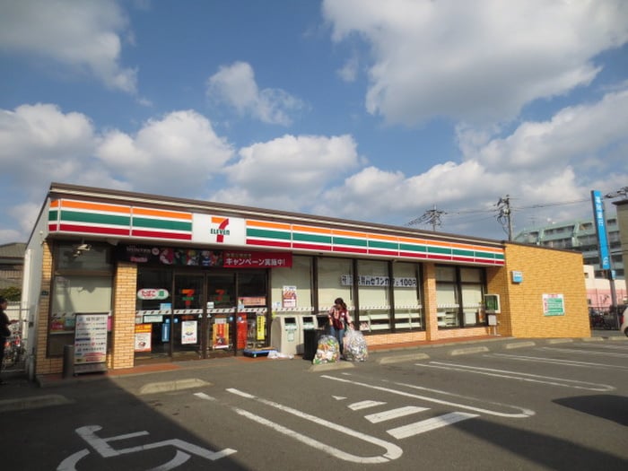 ｾﾌﾞﾝｲﾚﾌﾞﾝ(コンビニ)まで1100m Ｍハイツ Ⅱ