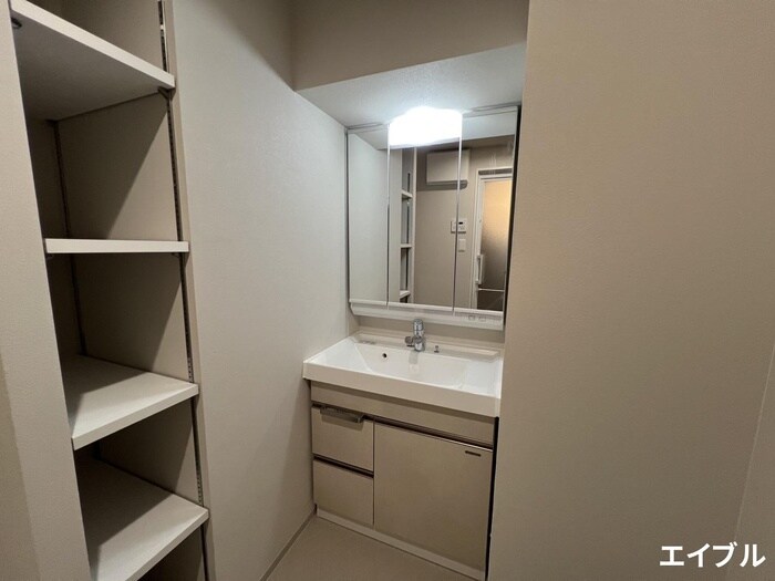 洗面 ﾘﾌｧﾚﾝｽﾘﾊﾞｰﾋﾞｭｰ室見