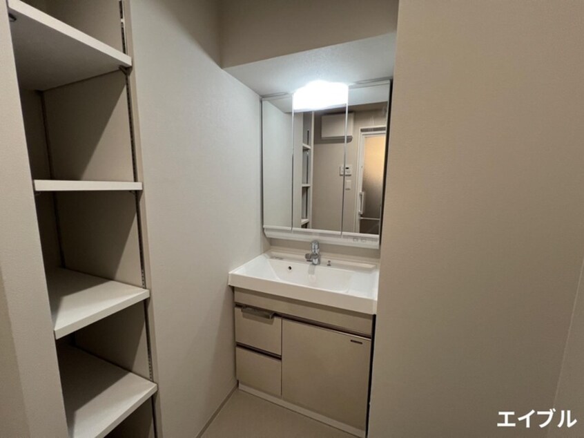 洗面 ﾘﾌｧﾚﾝｽﾘﾊﾞｰﾋﾞｭｰ室見