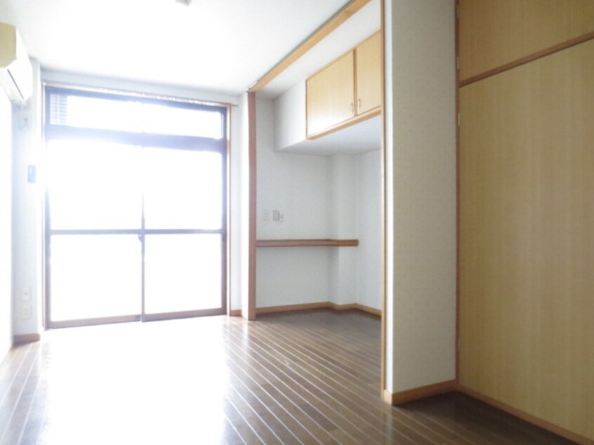居室 エスポア－ル香住ヶ丘