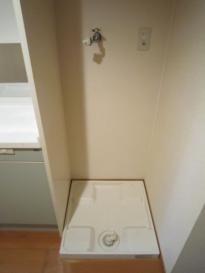 洗濯機置場 ヒル・ブライトン井尻