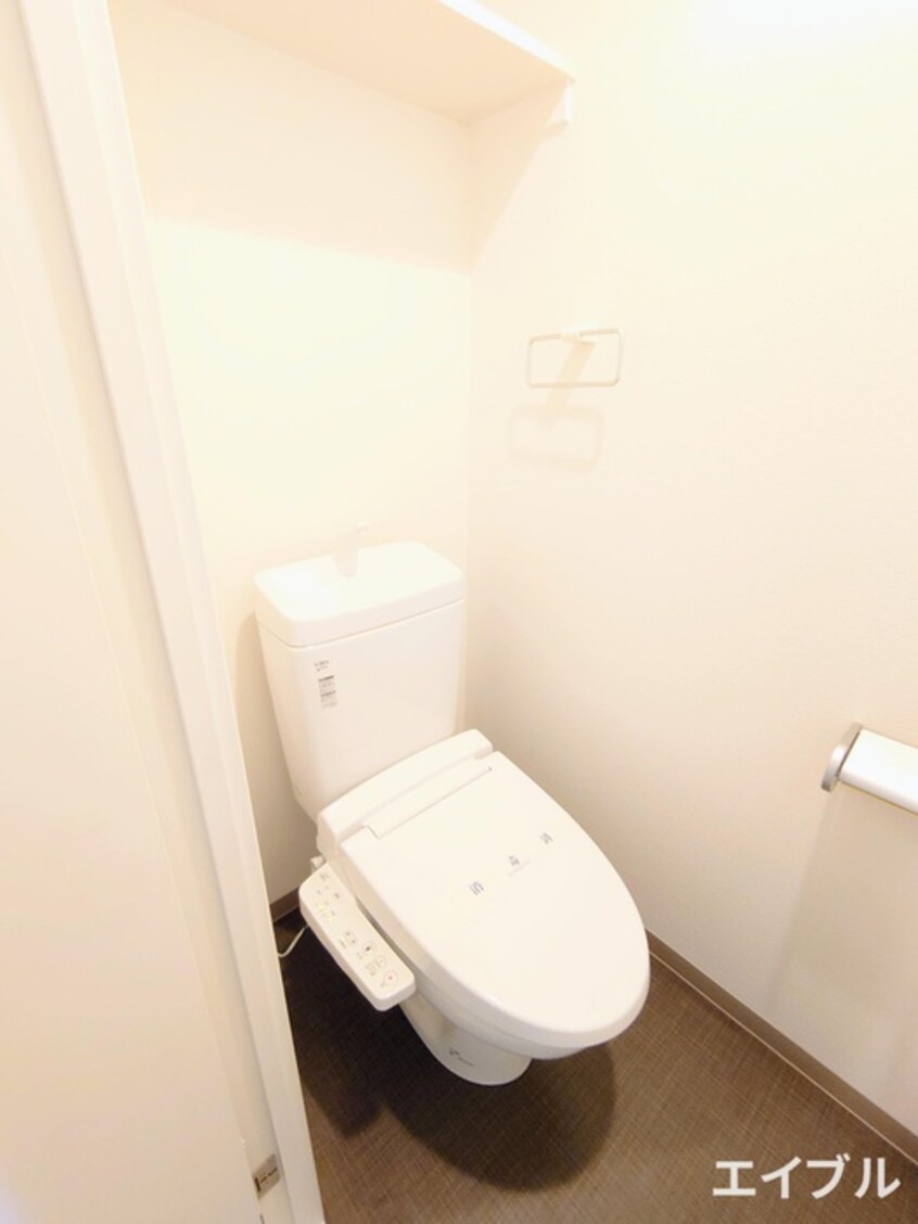 トイレ modern　palazzo　博多sur