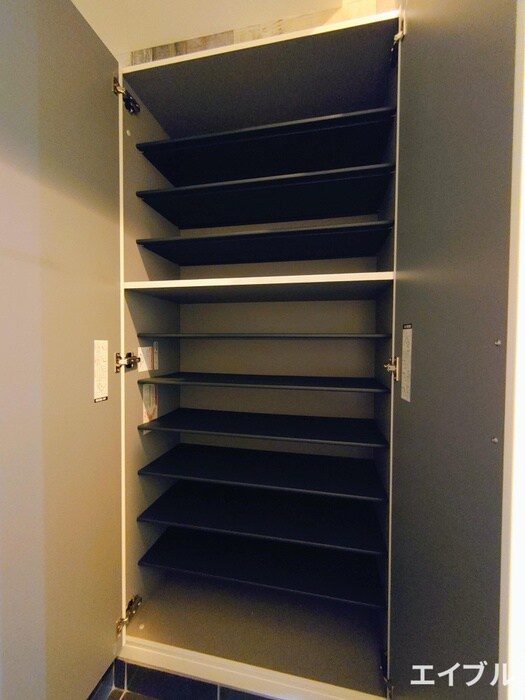 靴箱 modern　palazzo　博多sur