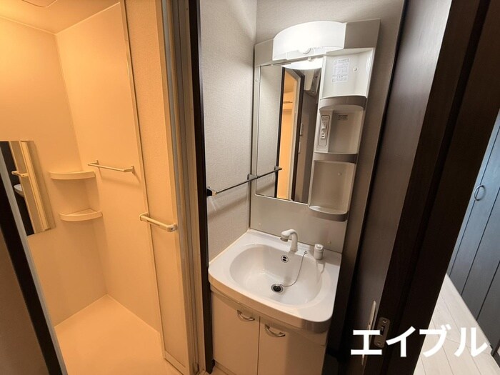 洗面 IRISSPIRA BRIGHT A s