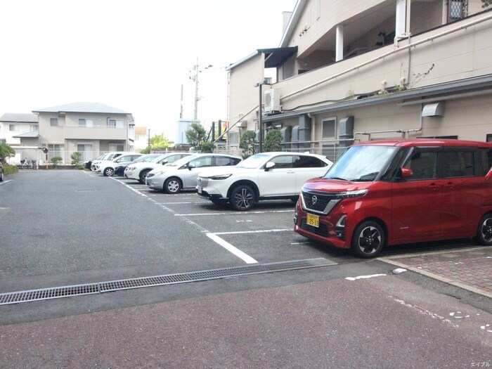 駐車場 アンピール第５新室見２１１号