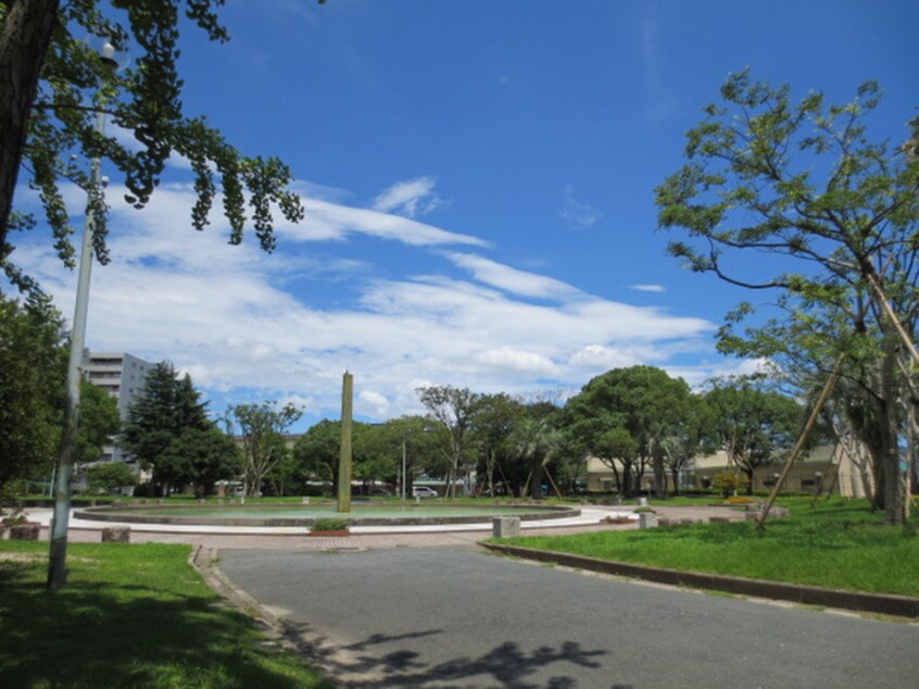 須崎公園(公園)まで350m アクタス天神北(402)