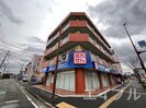 かめやビルの外観