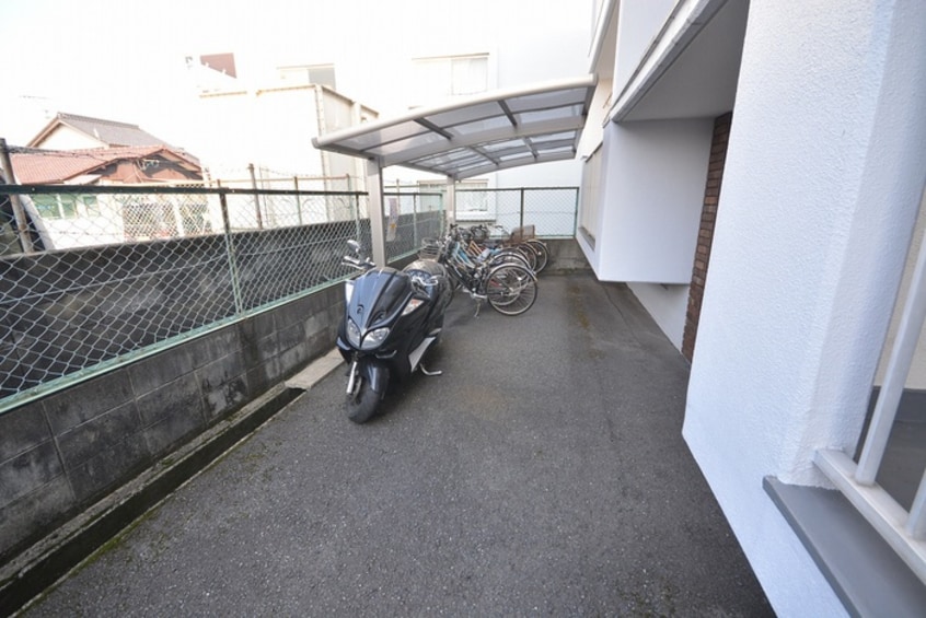 駐輪場 柏田ハイツ