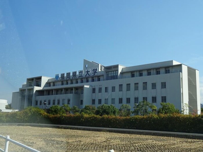 福岡県立大学(大学/短大/専門学校)まで373m LA・VITAROSA