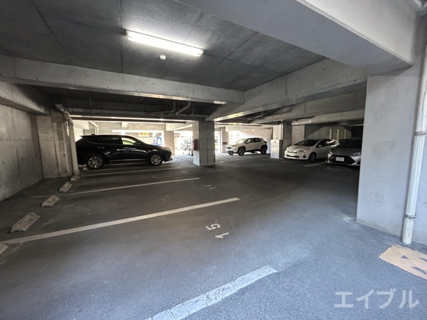 駐車場 ブルーアイズ中央