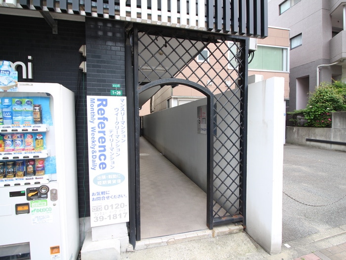 エントランス部分 スリム室見