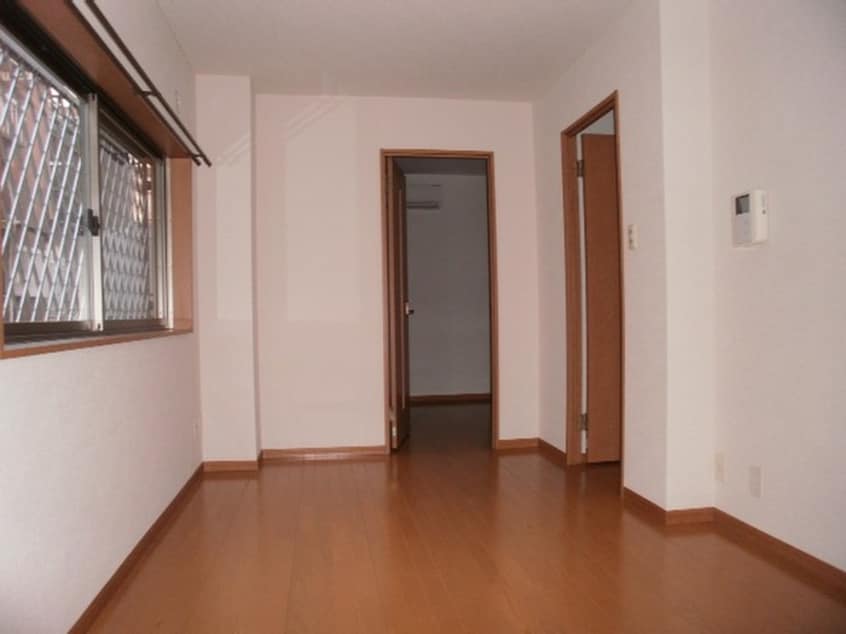 居室 アリエスサン博多駅南