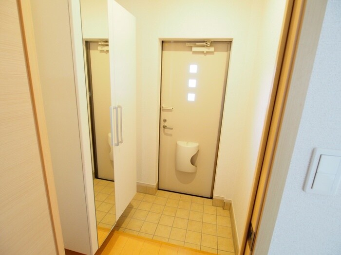 玄関 アベニール3番館