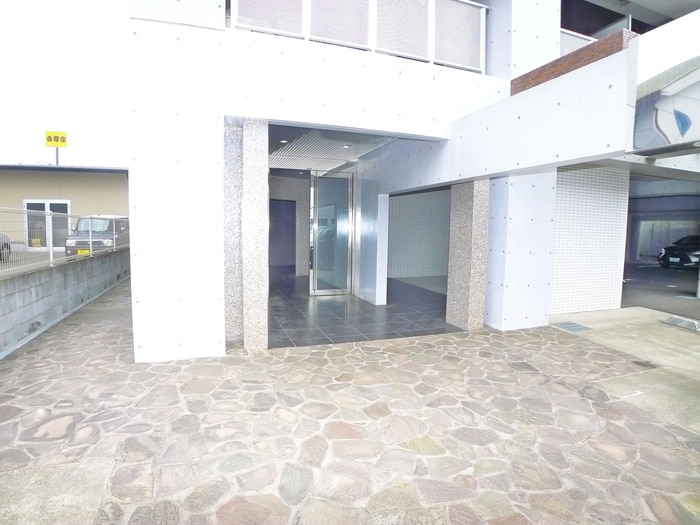 エントランス部分 レインボー新栄
