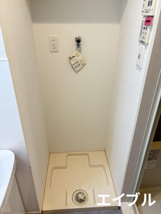 洗濯機置場 レインボー新栄