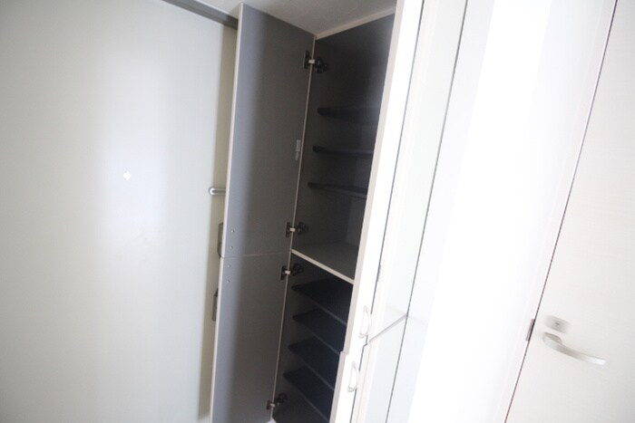 靴箱 マルコビル平尾