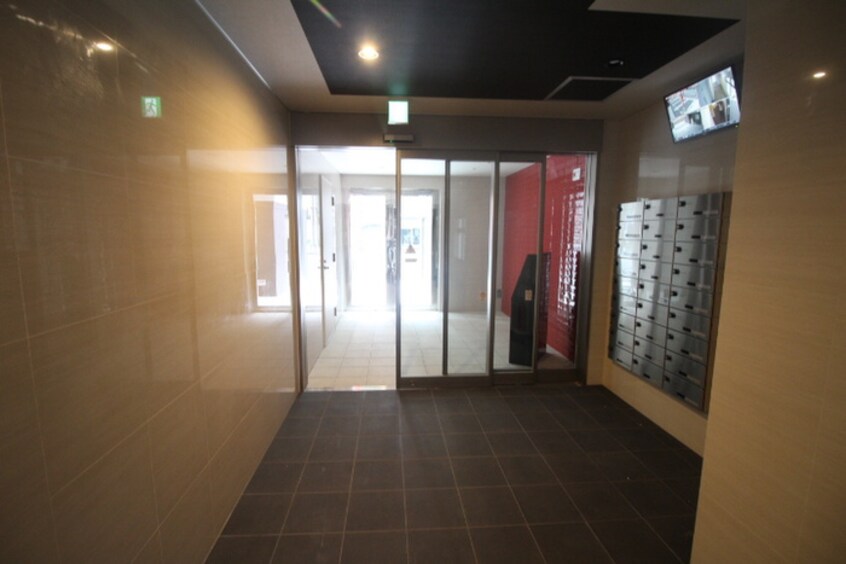 エントランス部分 マルコビル平尾