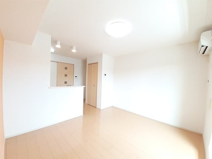 居室 スリースター