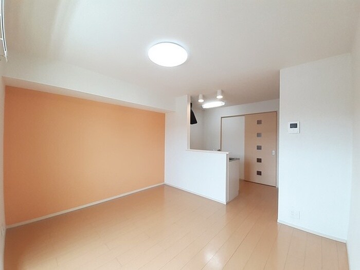 居室 スリースター