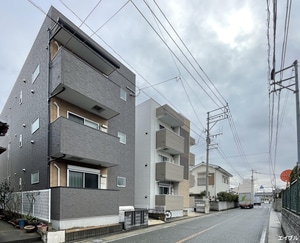 Ｌａ　Ｂａｌａ竹下駅南