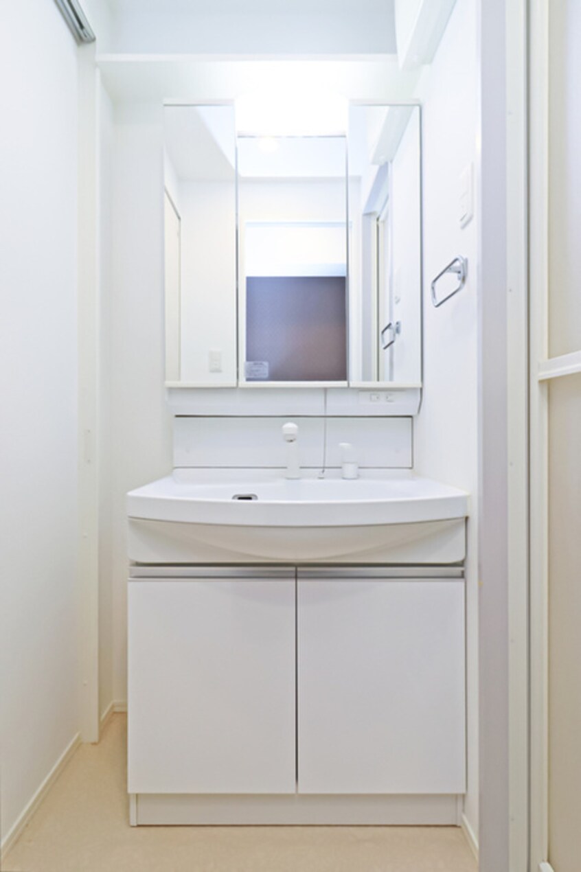 洗面 ｻｳﾞｫｲﾙ・ｶｻﾌﾞﾗﾝｶ（206）