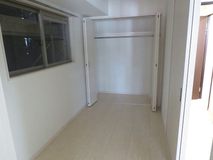 収納 ERIOS COURT 中津口