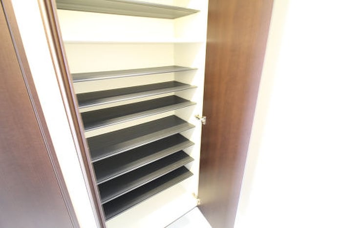 靴箱 ERIOS COURT 中津口