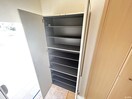 靴箱 ボルドー壱番館