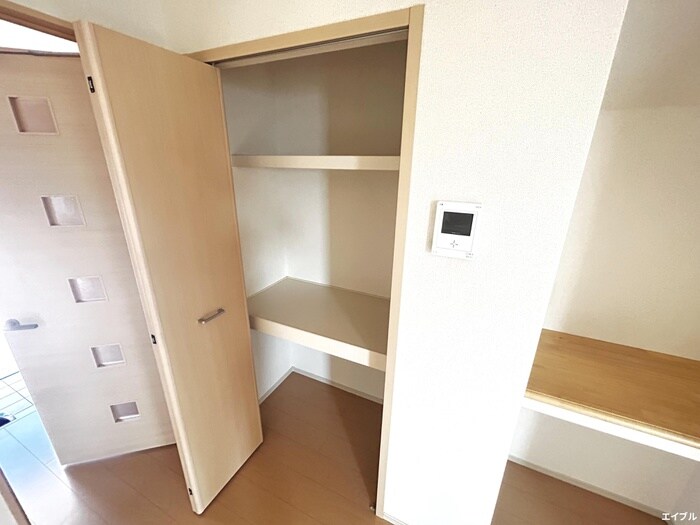 収納 ボルドー壱番館