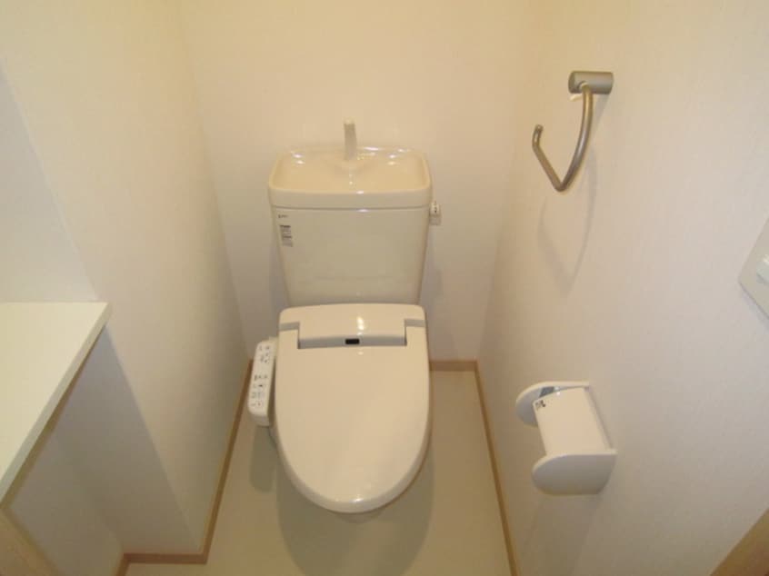 トイレ クレシア弐番館