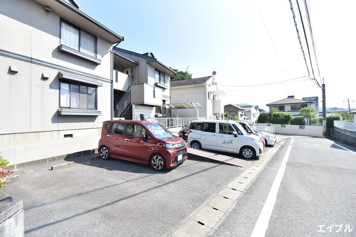 駐車場 ロイヤルハイツ春日野