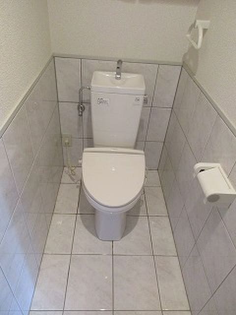 トイレ ガーデンパレス八尋