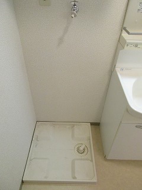 洗濯機置場 ガーデンパレス八尋