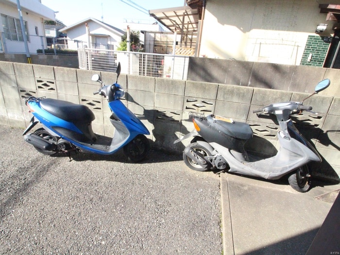 駐輪場 メゾン上山門