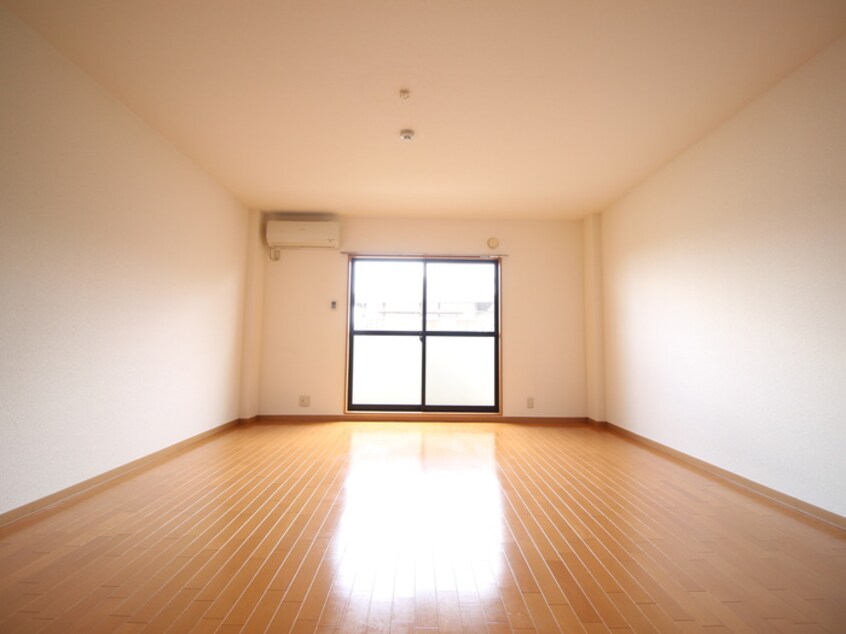 居室 サンパワ－Ⅲ