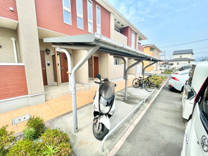 駐輪場 ブランミュール水巻Ｂ