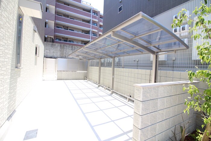 駐輪場 D-room長尾　弐番館