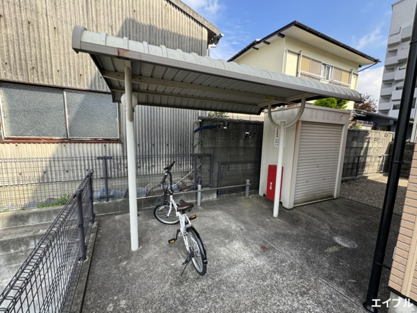 駐輪場 カリーノ