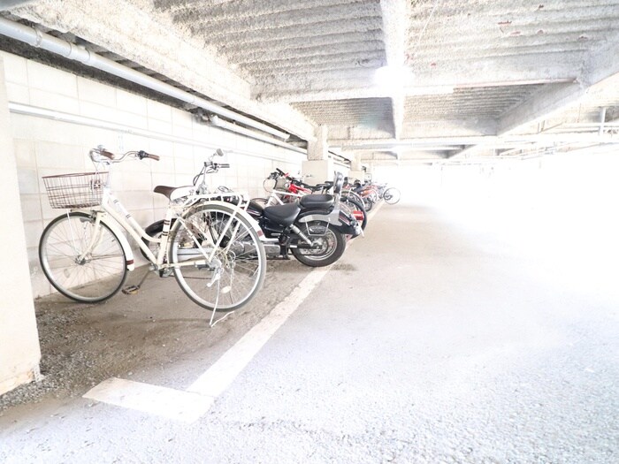 駐輪場 グランメゾンⅡ