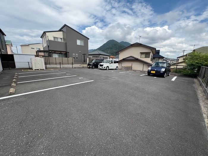 駐車場 グラン・ピア