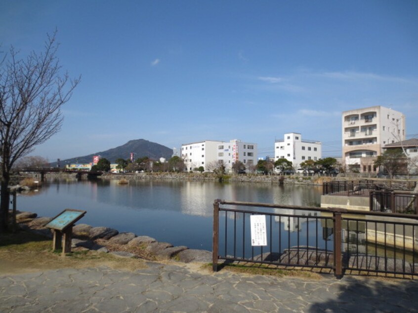 丸田公園(公園)まで350m レイクサイド十番館