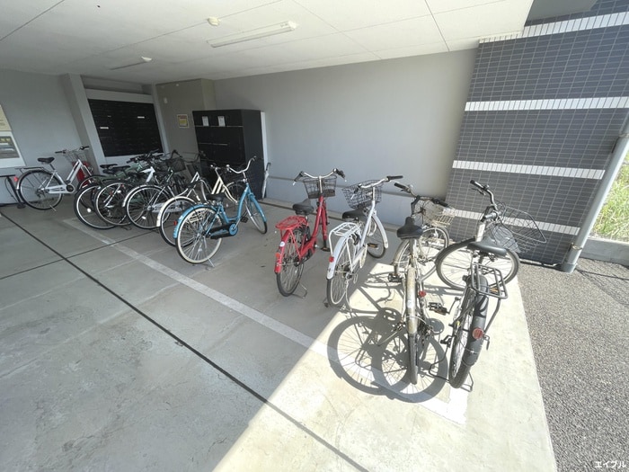 駐輪場 LIFE　FIELD二日市駅前