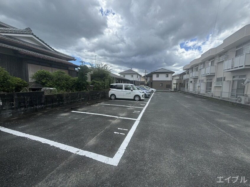 駐車場 エルディム八尋