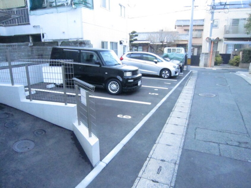 駐車場 サリーチェ城南